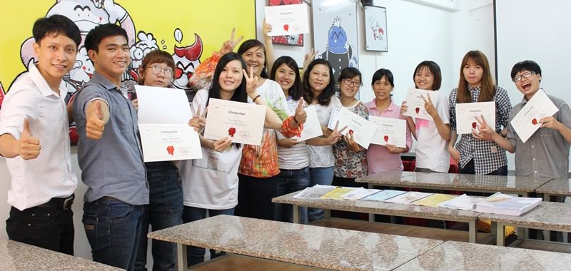 be-giang-lop-hoc-viet-kich-ban