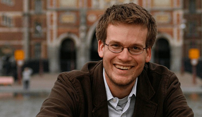 các tác giả có thu nhập cao nhất năm 2015 John Green