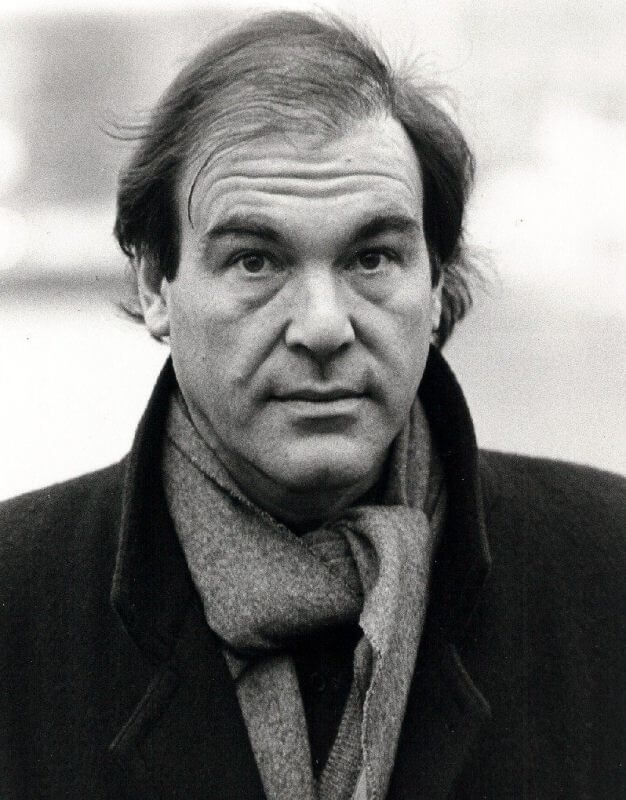 biên kịch Oliver Stone
