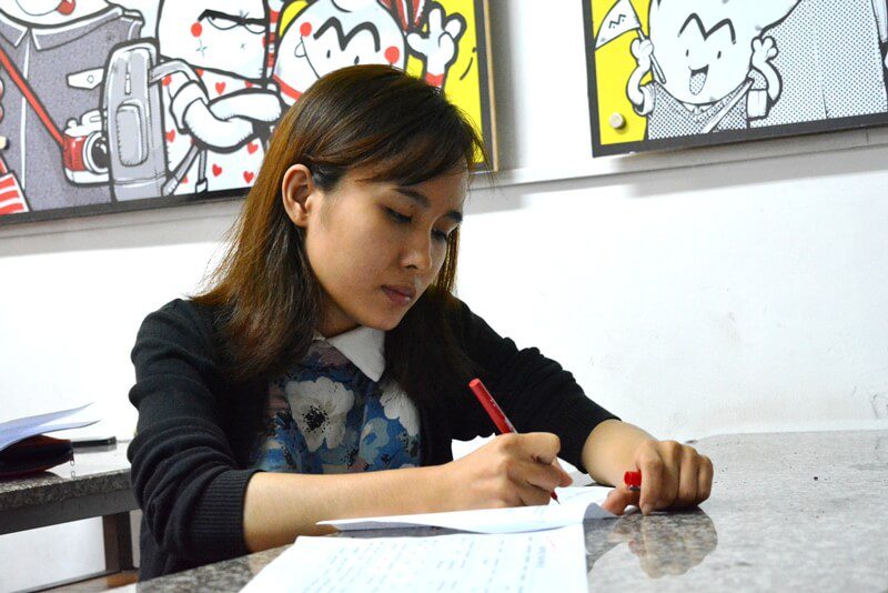 Lạc An giảng viên môn kịch bản lớp truyện tranh cấp tốc