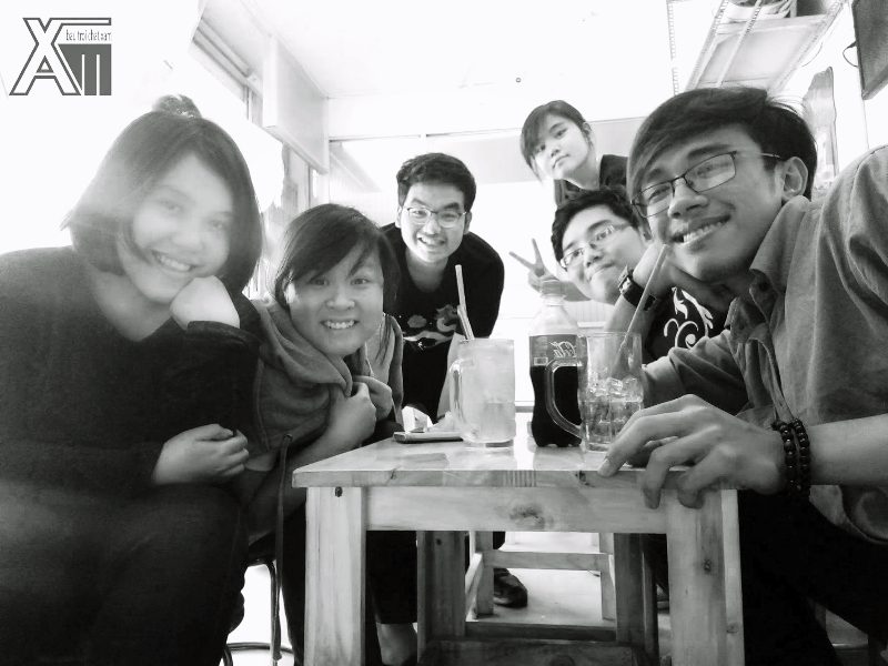 Team Bầu Trời Chất Xám