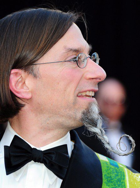 dao-dien-phim-hoat-hinh-lets-pollute