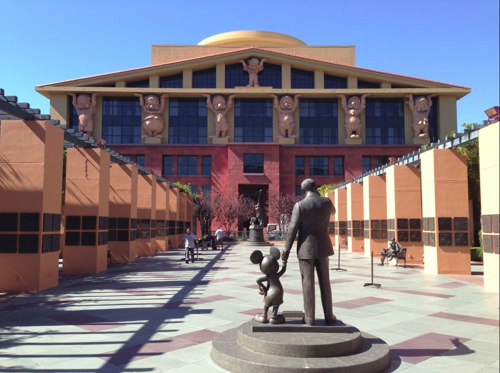 Nhà Chuột sẽ trở thành “gã khổng lồ” khó đồi đầu ở Hollywood