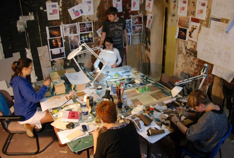 phim-hoat-hinh-head-over-heels-6