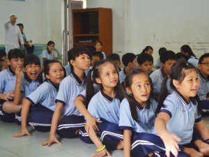 học viên Viện Truyện tranh và Hoạt hình tại trường khuyết tật Nhân Ái 7
