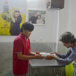 học viên Viện Truyện tranh và Hoạt hình tham gia từ thiện trong chuyến thực tế nhiếp ảnh 2