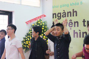 tham gia trò chơi giao lưu tại lễ khai giảng Viện truyện tranh và Hoạt hình 11