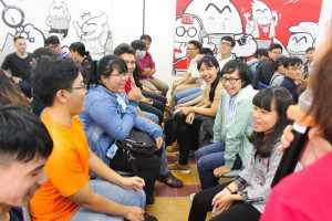 tham gia trò chơi giao lưu tại lễ khai giảng Viện truyện tranh và Hoạt hình 5