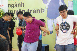 tham gia trò chơi giao lưu tại lễ khai giảng Viện truyện tranh và Hoạt hình 8
