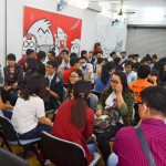 tham gia trò chơi tại lễ khai giảng Viện truyện tranh và Hoạt hình