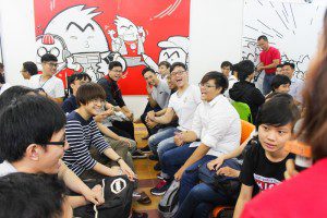 tham gia trò chơi tại lễ khai giảng Viện truyện tranh và Hoạt hình 5