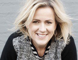 Biên kịch Jojo Moyes cây bút vàng tạo nên Me Before You