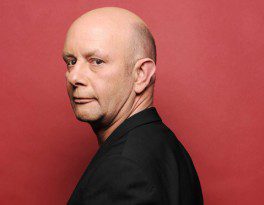 Biên kịch Nick Hornby
