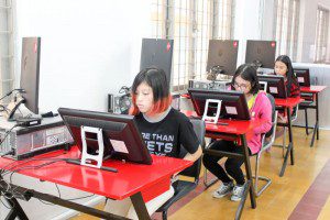 Lớp dạy vẽ Manga trên máy 13