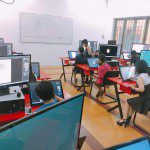 Lớp vẽ truyện tranh trên máy cho trẻ 8-14 tuổi 05