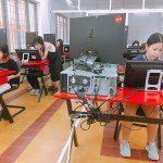 Lớp vẽ truyện tranh trên máy cho trẻ 8-14 tuổi 06