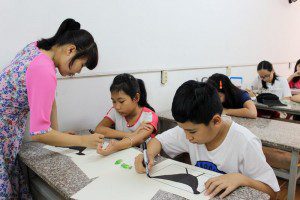 Lớp dạy vẽ thiếu nhi K10 14