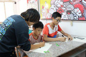 Lớp dạy vẽ thiếu nhi K10 15