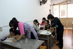 Lớp dạy vẽ thiếu nhi K10 22