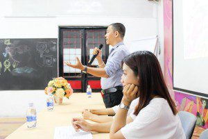 Khai giản Lớp học viết kịch bản và vẽ truyện tranh
