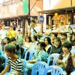khán giả đặt câu hỏi trong talkshow truyện tranh phim hoạt hình.
